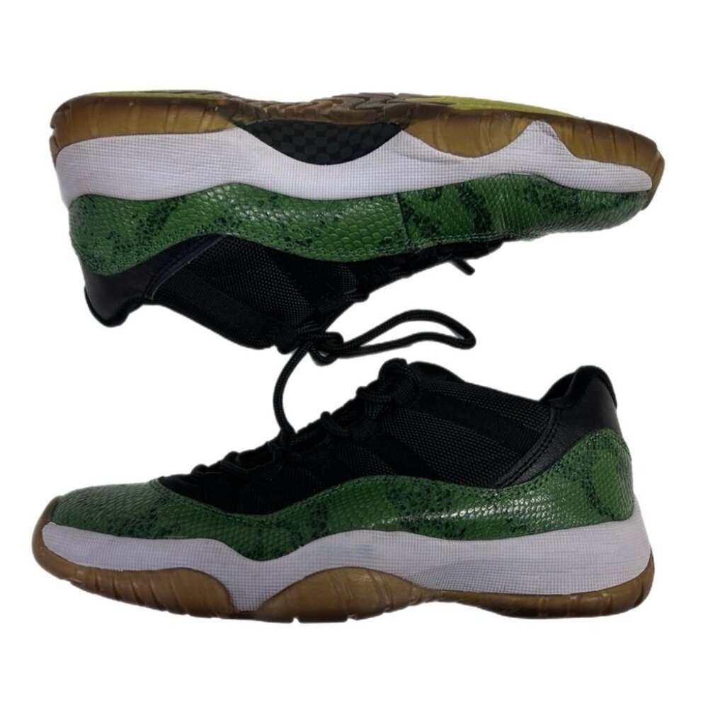 Jordan 11 Retro Low Snakeskin Sneakers SIZE 7 YOUTH 136046-009
